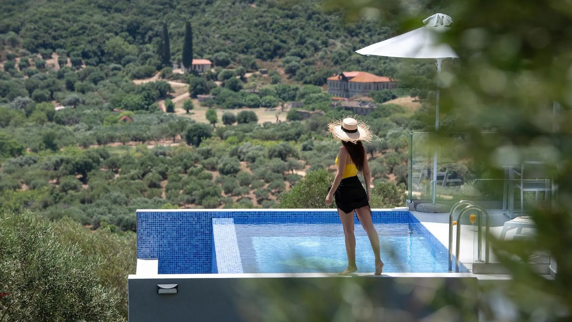 Elysium Villas Bellevue Sarti 0*,